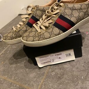 Authentic Gucci shoes